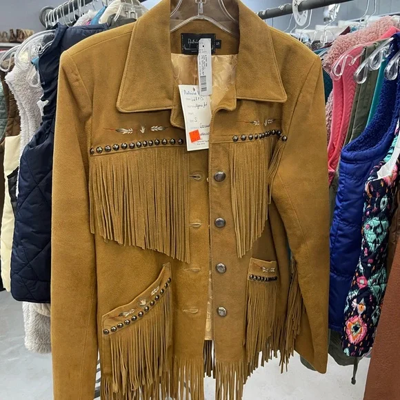 Women's Western Tan Suede Jacket with Horse Motif - Picture 2 of 11